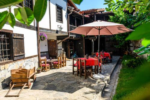 Hostal Banskovilla Zlateva House
