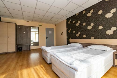 Hotel City