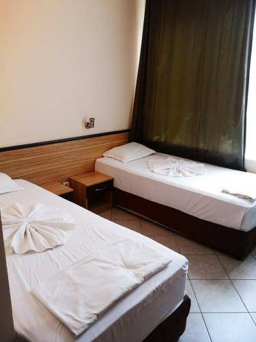 Albergue Hotel Varly Bryag