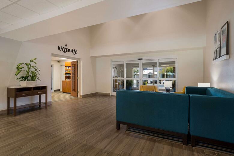 Hotel Mainstay Suites
