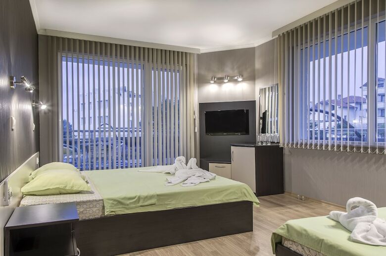 Family Hotel Adena