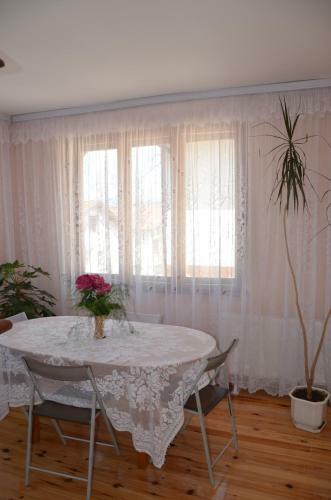 Hostal Guest House Popovi