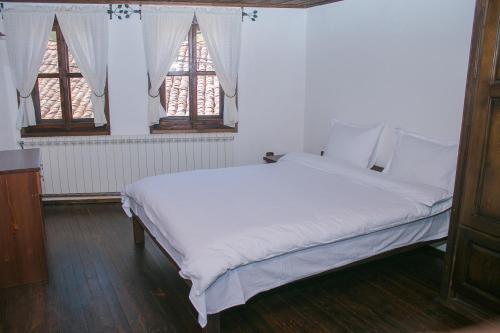 Hostal ?????????? ????