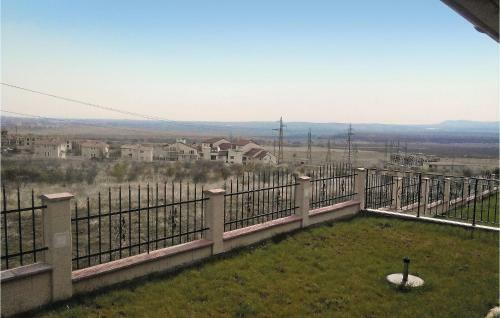 Three-bedroom Holiday Home In Kosharitsa Village