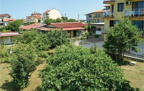 Three-bedroom Holiday Home In Sinemoretz