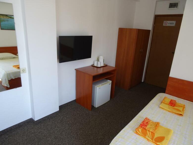 Hostal Dobrevi Guest House