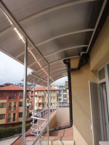 Private Apartments In Sunny House Nesebar