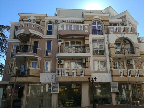Mellia Park Apartment