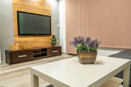 Babylon Apartment