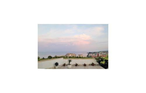 Four-bedroom Holiday Home In Byala