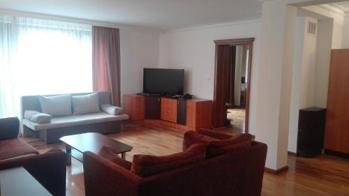 Ambassador Apartments 210 Sq.m.
