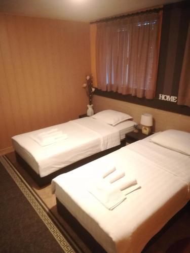 Hostal Economy Guest House
