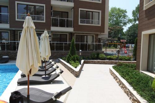 Lucky Apartments In Horizont Complex