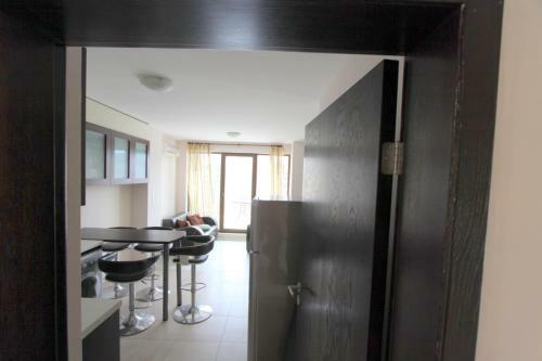 Lucky Apartments In Horizont Complex