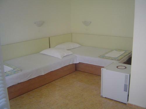 Hostal Rooms And Apartments Vili