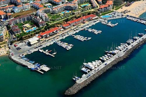 Nick's Apartment In Sviati Vlas