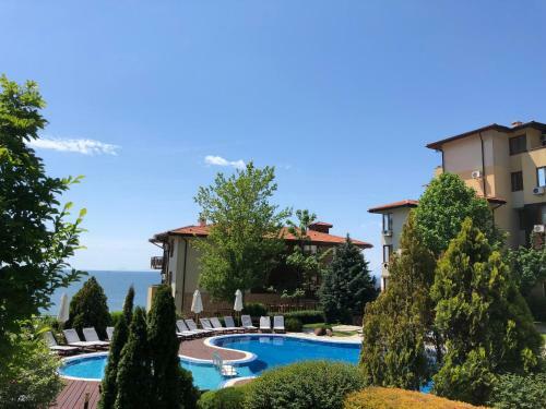Private Apartments Garden Of Eden