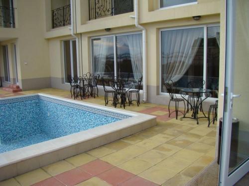 Golden Eye Residence Apartment A7