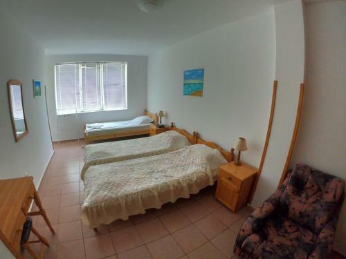 Apartment In St. Vlas With Terrace