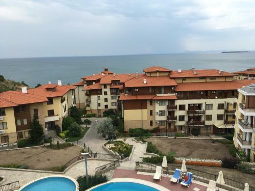Garden Of Eden Apartments