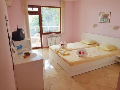Hostal Guest House Byki