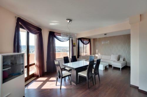 Seaview Apartment