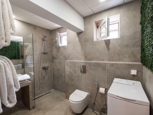 Hotel Caro Apartments & Rooms