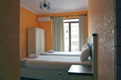 Hostal Art House