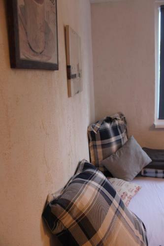 Apartment 17