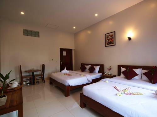 Lilly Holiday Hotel
