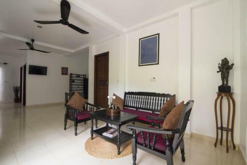 Enkosa 3-bedroom Modern Villa