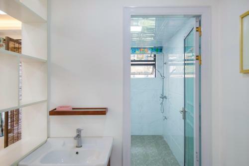 Beihai Lanse Jiayuan Apartment