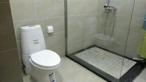 Yihai Home Seaview Apartment