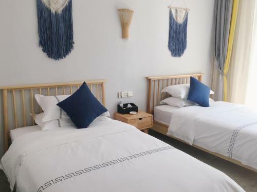 Hostal Xihai Guest House