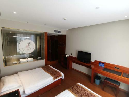 Beijing Gongmei Blue Peacock Business Hotel