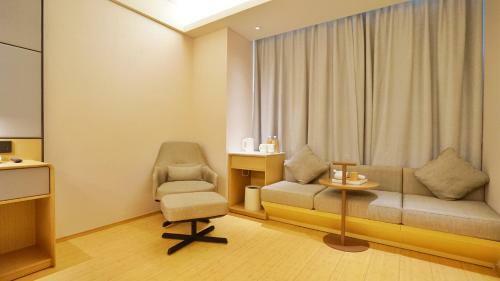 Ji Hotel Beijing Shijingshan Wanda West