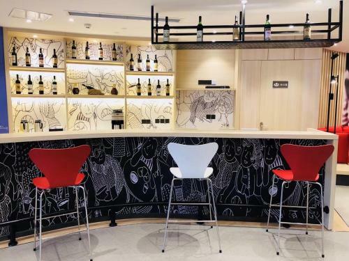 Ibis Chengdu East Railway Station Hotel