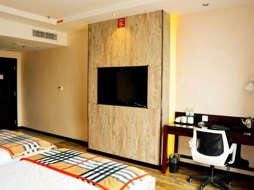 Xinyi Art Suit Hotel