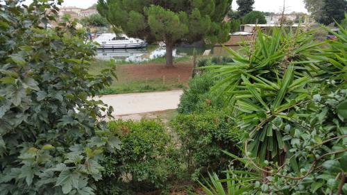 Hotel Canal Aigues Mortes