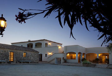 Hotel Valkarana - Relais Di Campagna