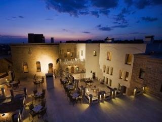 Hotel Kasr-i Nehroz