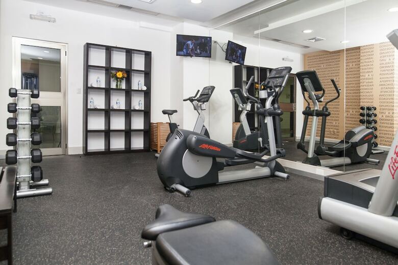 Hotel Wyndham Garden Cancun Downtown