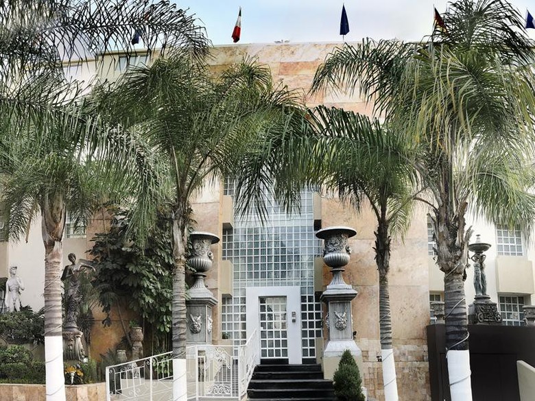Hotel European Life Style Executive Suites