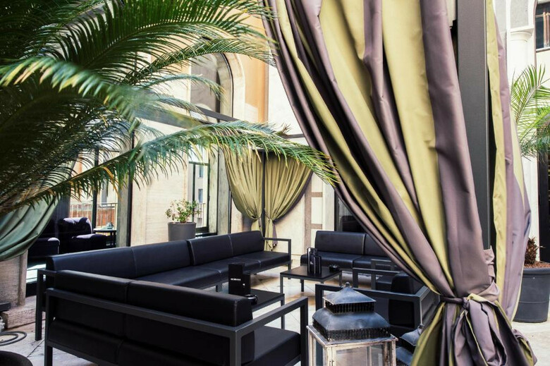 Hotel Th Roma - Carpegna Palace