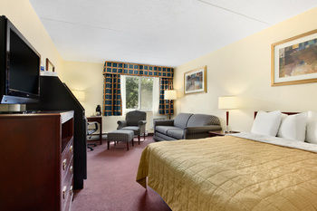 Hotel Travelodge Ottawa East
