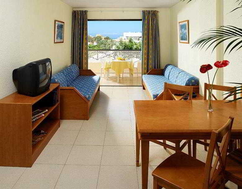 Aparthotel Parque De La Paz