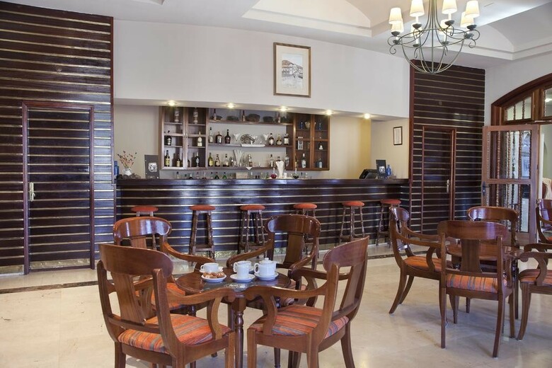Hotel Parador De Ca�adas Del Teide