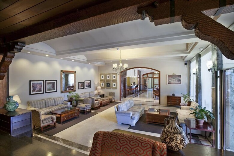 Hotel Parador De Ca�adas Del Teide