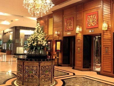 Hotel Furama (deluxe)