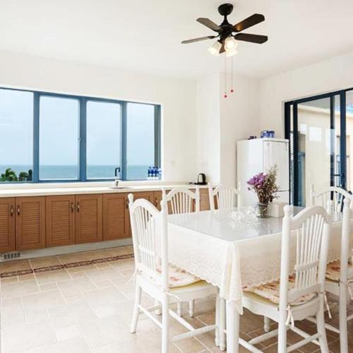 Shuangyue Bay Seaview Villa